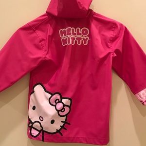 In great condition! Adorable Hello Kitty raincoat